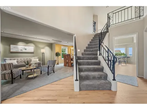 99 Garibaldi Street Lake Oswego OR 97035
