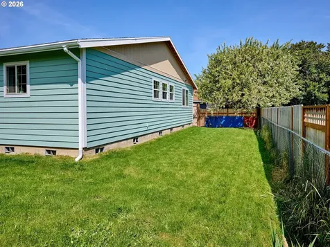 408 Clara Court Salem OR 97301