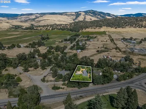 3345 Highway 66 Ashland OR 97520