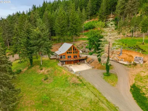 24218 Vaughn Road Veneta OR 97487