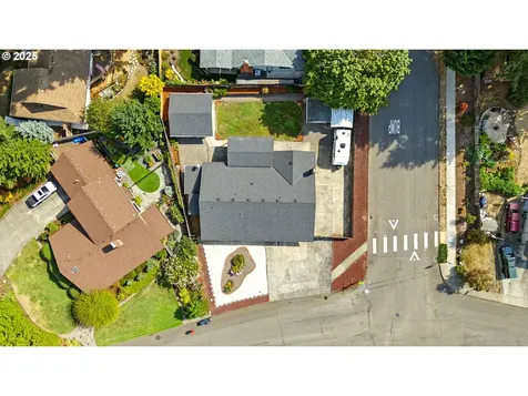 1825 SE 125th Avenue Vancouver WA 98683