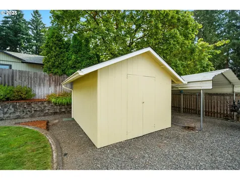 1825 SE 125th Avenue Vancouver WA 98683