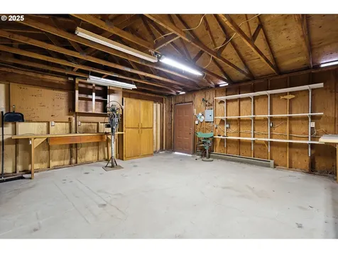 1825 SE 125th Avenue Vancouver WA 98683