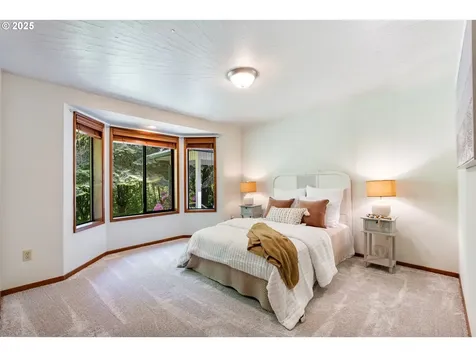 616 Coal Creek Road Longview WA 98632