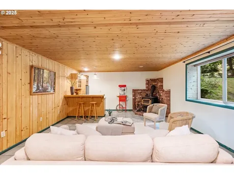 616 Coal Creek Road Longview WA 98632