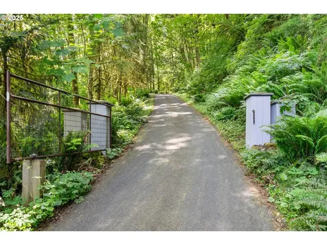 616 Coal Creek Road Longview WA 98632