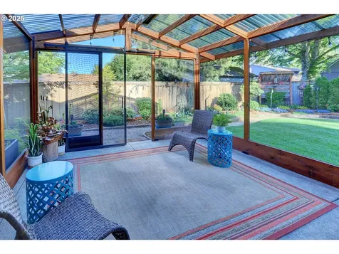 18150 Van Fleet Avenue Sandy OR 97055