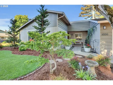 18150 Van Fleet Avenue Sandy OR 97055