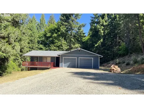 252 Hamilton Heights Lane Glendale OR 97442