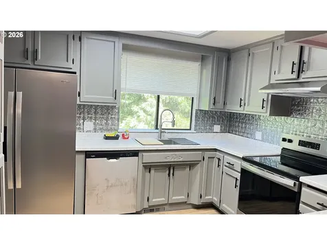 252 Hamilton Heights Lane Glendale OR 97442
