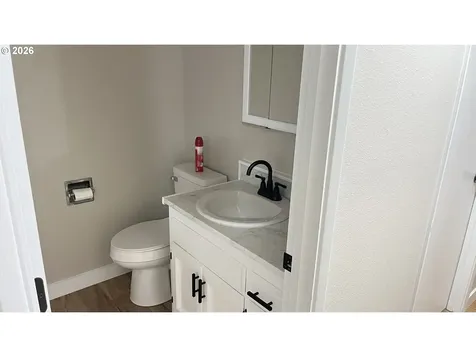 252 Hamilton Heights Lane Glendale OR 97442