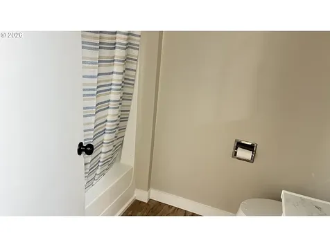 252 Hamilton Heights Lane Glendale OR 97442