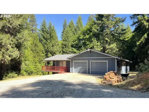 252 Hamilton Heights Lane Glendale OR 97442