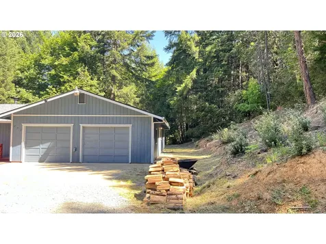 252 Hamilton Heights Lane Glendale OR 97442