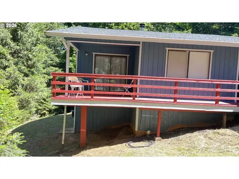 252 Hamilton Heights Lane Glendale OR 97442