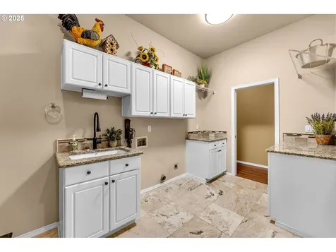 3901 NW 150th Circle Vancouver WA 98685