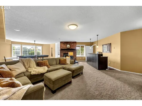 3901 NW 150th Circle Vancouver WA 98685