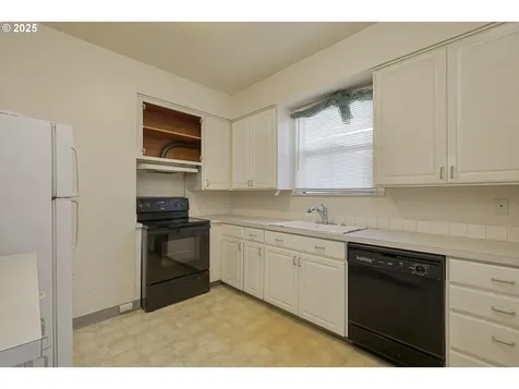 110 Center Street Oregon City OR 97045