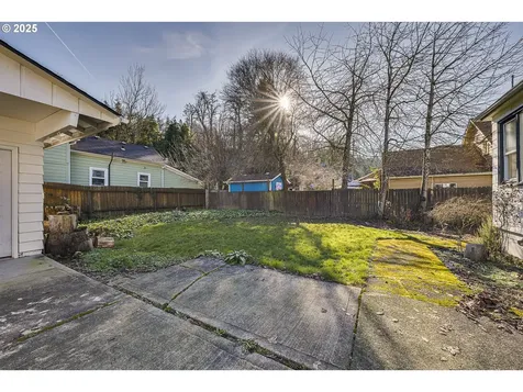 110 Center Street Oregon City OR 97045