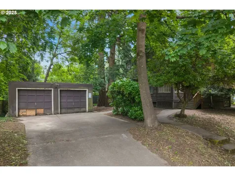 1960 SE 31st Avenue Portland OR 97214