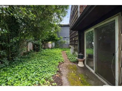 1960 SE 31st Avenue Portland OR 97214