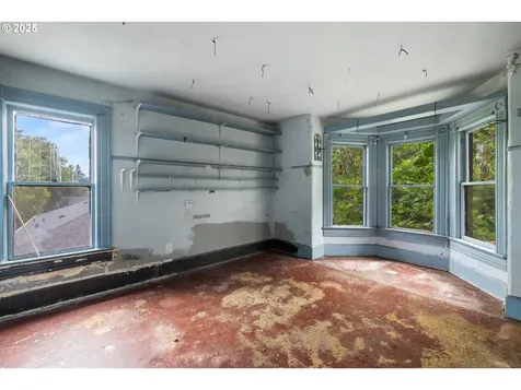 1960 SE 31st Avenue Portland OR 97214