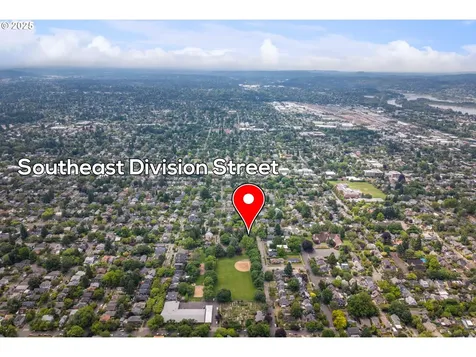 1960 SE 31st Avenue Portland OR 97214
