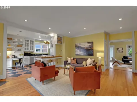 3203 NE 15th Avenue Portland OR 97212