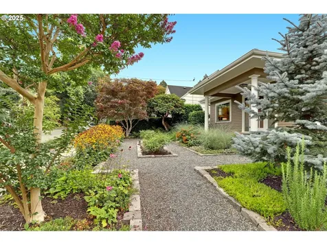3203 NE 15th Avenue Portland OR 97212