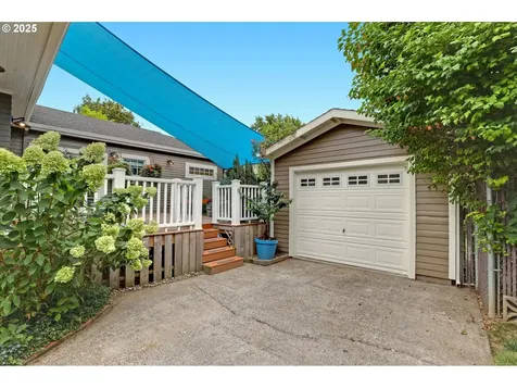 3203 NE 15th Avenue Portland OR 97212