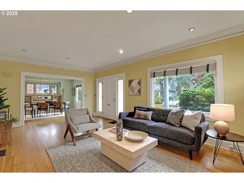 3203 NE 15th Avenue Portland OR 97212