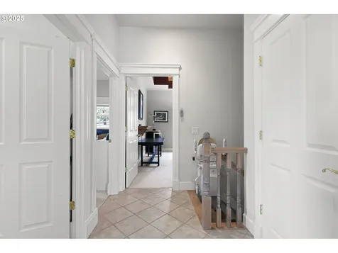 85091 Ridgetop Drive Eugene OR 97405