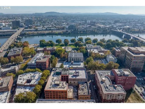 122 SW 3rd Avenue Portland OR 97204