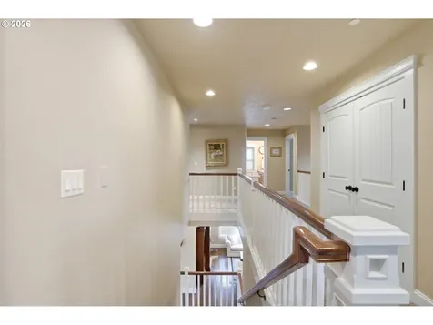 2552 NW 12th Circle Camas WA 98607