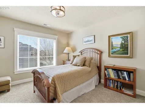2552 NW 12th Circle Camas WA 98607