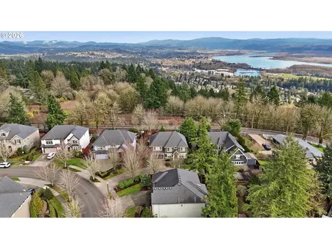 2552 NW 12th Circle Camas WA 98607