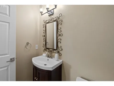 13721 Regency Court Lake Oswego OR 97035
