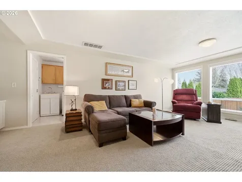 9405 NE 81st Avenue Vancouver WA 98662