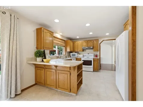 9405 NE 81st Avenue Vancouver WA 98662