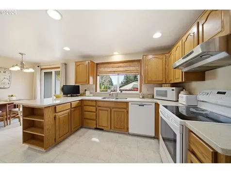 9405 NE 81st Avenue Vancouver WA 98662