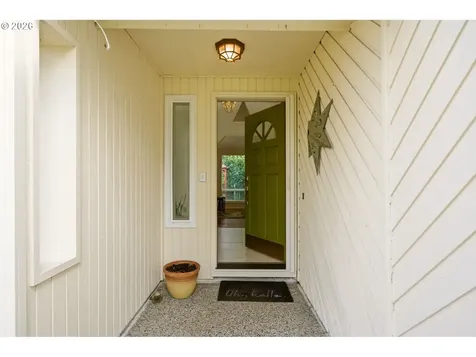 9405 NE 81st Avenue Vancouver WA 98662