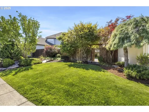 1947 NE 21st Avenue Canby OR 97013