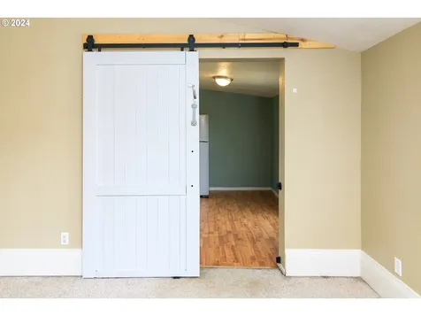 93652 Shoshone Lane Coos Bay OR 97420