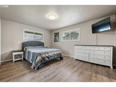 678 5th Avenue Sweet Home OR 97386