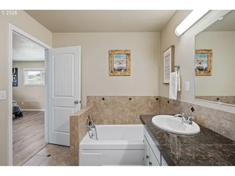 678 5th Avenue Sweet Home OR 97386