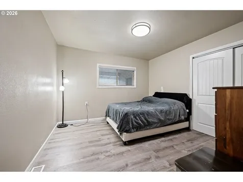 678 5th Avenue Sweet Home OR 97386