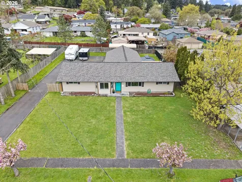 678 5th Avenue Sweet Home OR 97386