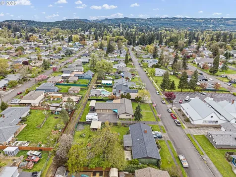 678 5th Avenue Sweet Home OR 97386