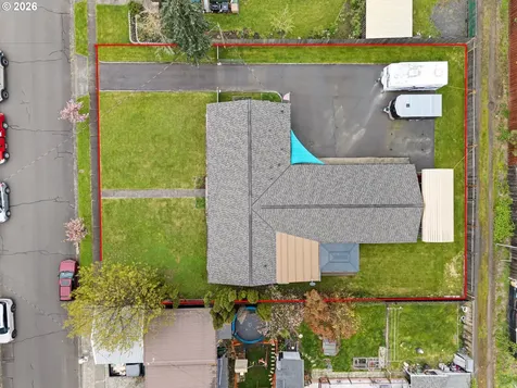 678 5th Avenue Sweet Home OR 97386