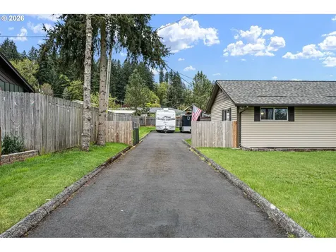678 5th Avenue Sweet Home OR 97386
